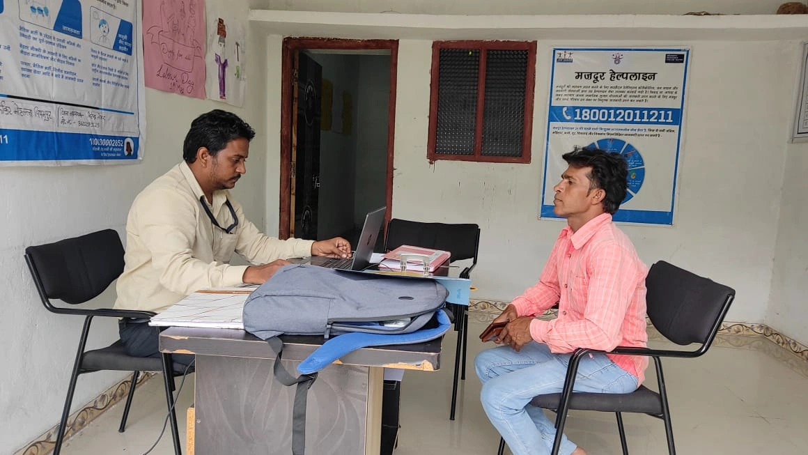 Migrants Resilience Collaborative (MRC) photo 9